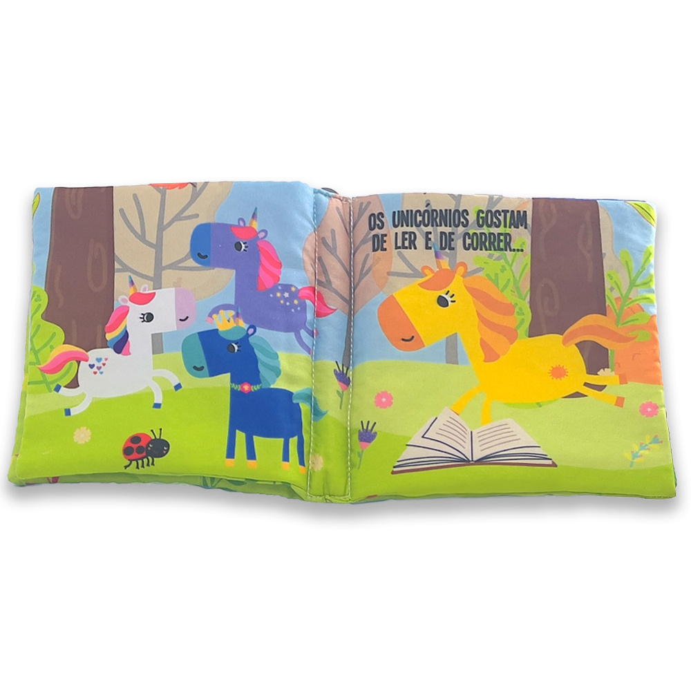 A Floresta Dos Unicórnios: Livro De Pano